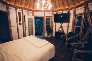 1 室のベッドルーム、アイロン / アイロン台、WiFi (無料)、ベッドシーツ