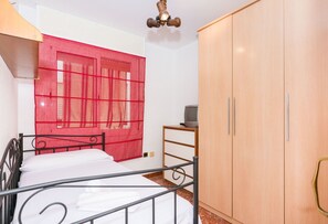 3 camere, ferro/asse da stiro, Wi-Fi gratuito, lenzuola