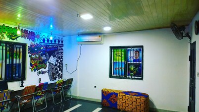 All Ensuite Private Apartment with Unlimited fast Wifi and 24/7 electricity
