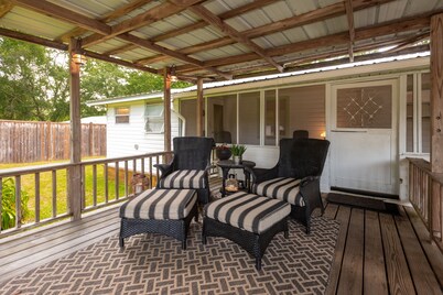 Fairhope 3BR house. 4min to Grand Hotel, 7min to Dwntown Fhope, 44min to Gulf