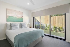 3 bedrooms, iron/ironing board, travel cot, free WiFi