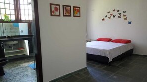 6 quartos, acesso à internet