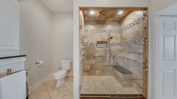 Deluxe Villa | Bathroom | Towels