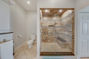 Deluxe-Villa | Badezimmer | Handtücher