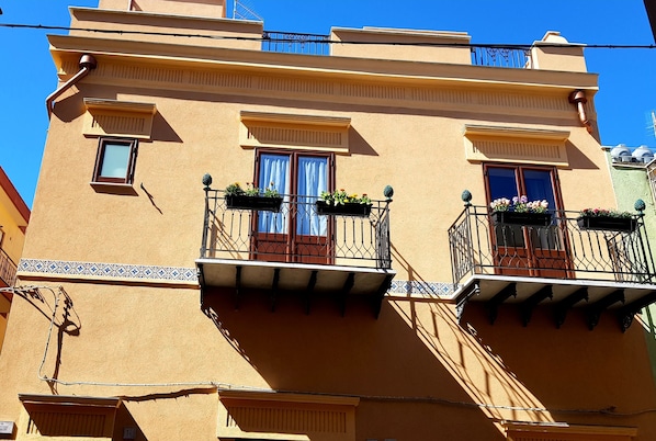 Exterior detail - Miss Sicily Bagheria (Bagheria)