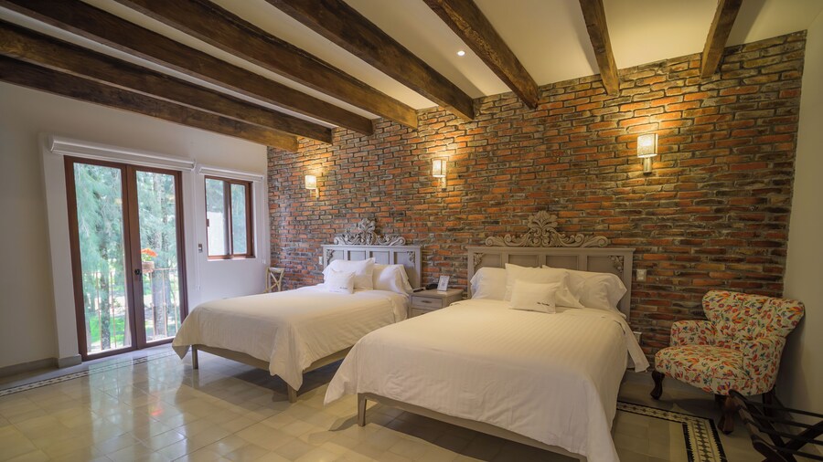 Villa Toscana ValQuirico Lofts & Suites Hotel Boutique