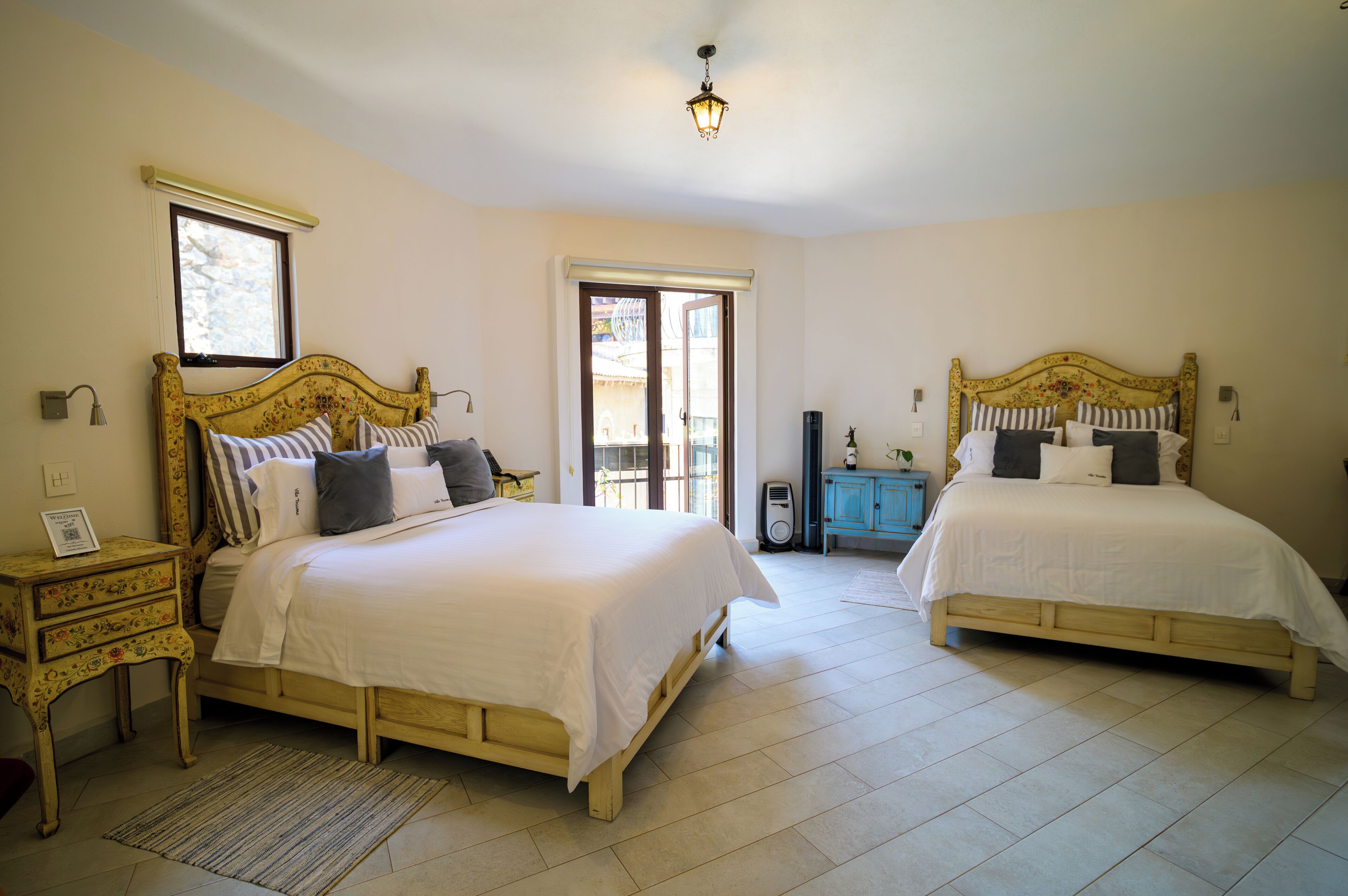 Elite-Suite (Livorno) | Hochwertige Bettwaren, Pillowtop-Betten, Zimmersafe