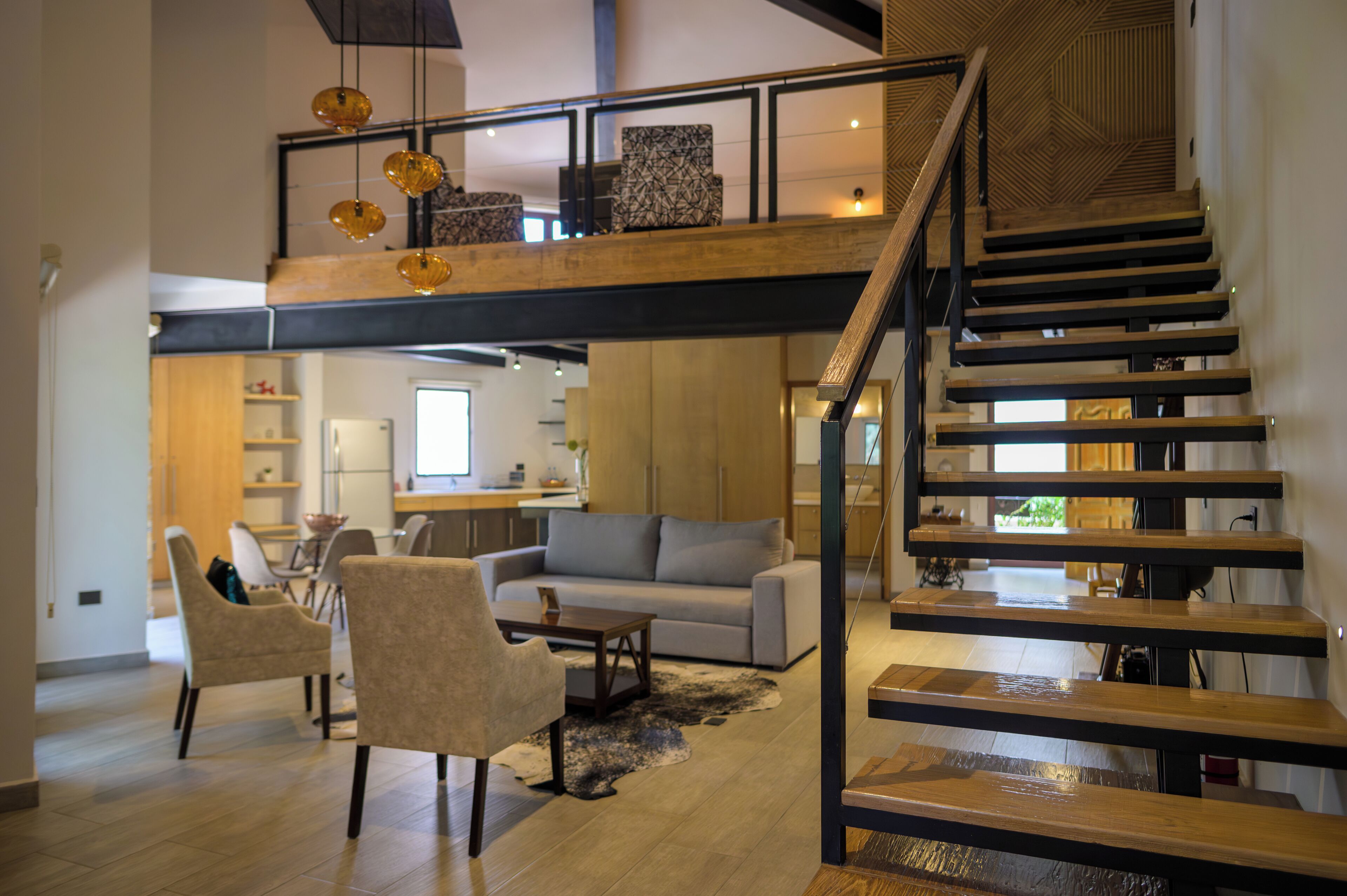 Gác Elite (Volterra) | Khu phòng khách | Smart TV 55-inch có truyền hình vệ tinh, TV 