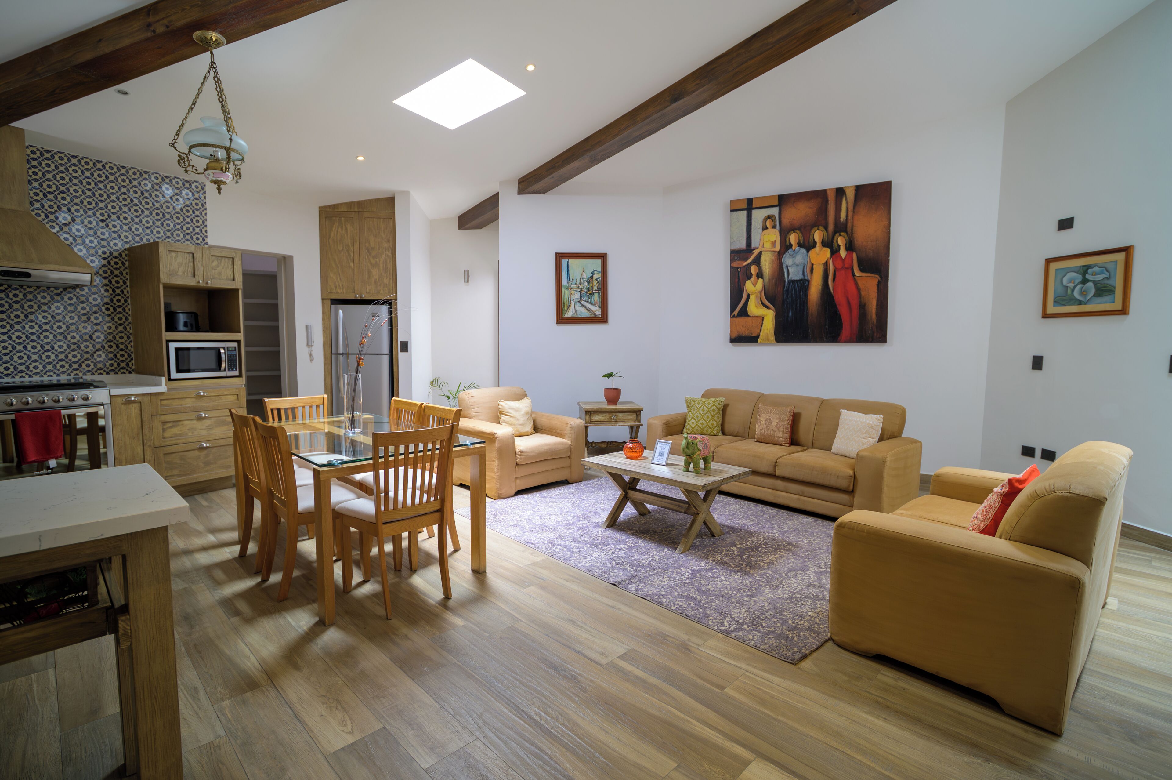 Loft Confort (Lucca) | Área de sala de estar | Smart TV de 55 pulgadas con canales vía satélite y televisión 