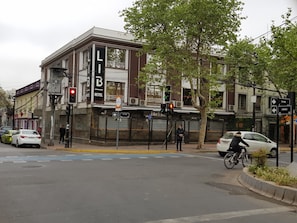 Front of property - Lib Hotel Bellavista (Santiago)