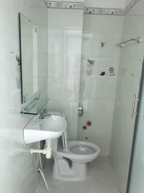 Maison, 4 chambres | Salle de bain