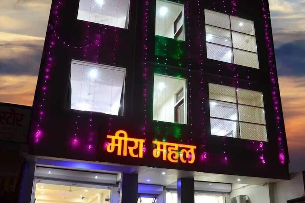 Meera Mahal