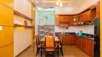 Biệt thự, 4 phòng ngủ | Bếp riêng | Ấm điện