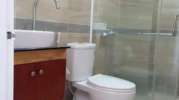 Homestay Thao Thao, 4 Bedrooms | Bathroom
