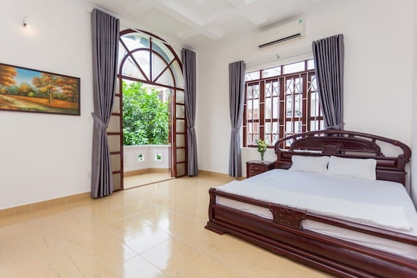 Villa | 5 chambres, bureau, fer et planche à repasser, Wi-Fi gratuit