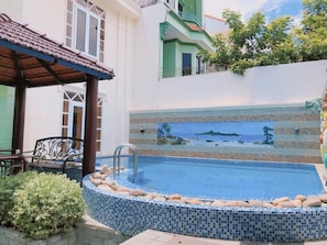 Utomhuspool