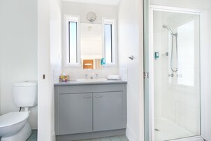 小屋 | 浴室 | 淋浴设施、免费洗浴用品、吹风机、毛巾