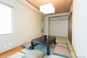 Interior - Spacious Family Condo next to PeacePark (Hiroshima City)