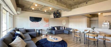 Télévision, espaces bureaux