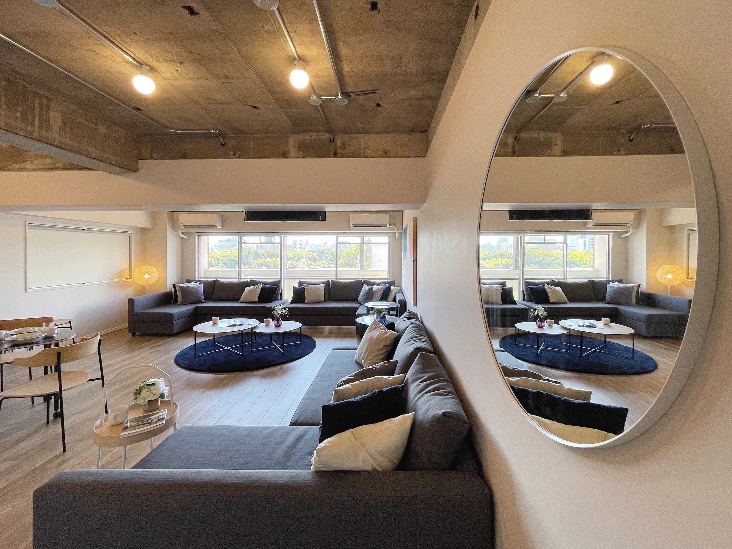 Télévision, espaces bureaux