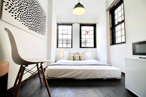 1 bedroom, iron/ironing board, WiFi, bed sheets - Next to Peace Park, Convenient Central Stay (Hiroshima City)