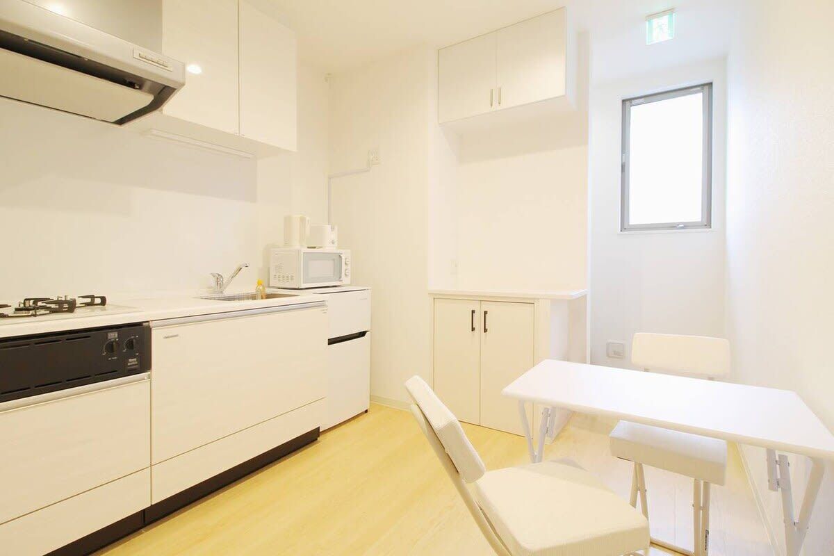 雪櫃、微波爐、爐具、廚房用具/餐具/器皿