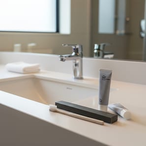 Bathtub, hair dryer, towels