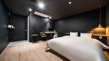 Hochwertige Bettwaren, Minibar, Schreibtisch, schallisolierte Zimmer