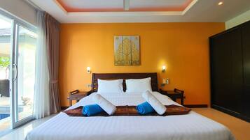 2 bedrooms, in-room safe, free WiFi, bed sheets