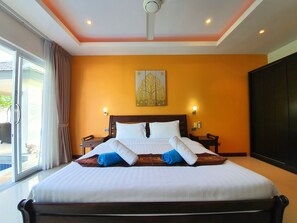 2 bedrooms, in-room safe, free WiFi, bed sheets