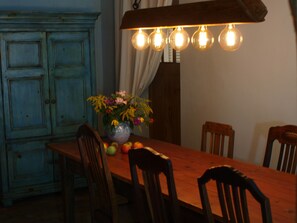 تناول الطعام