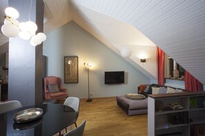 Appartement Penthouse, 2 chambres (Freyr) | Lit de bébé (gratuit), accès au Wi-Fi (inclus), literie fournie