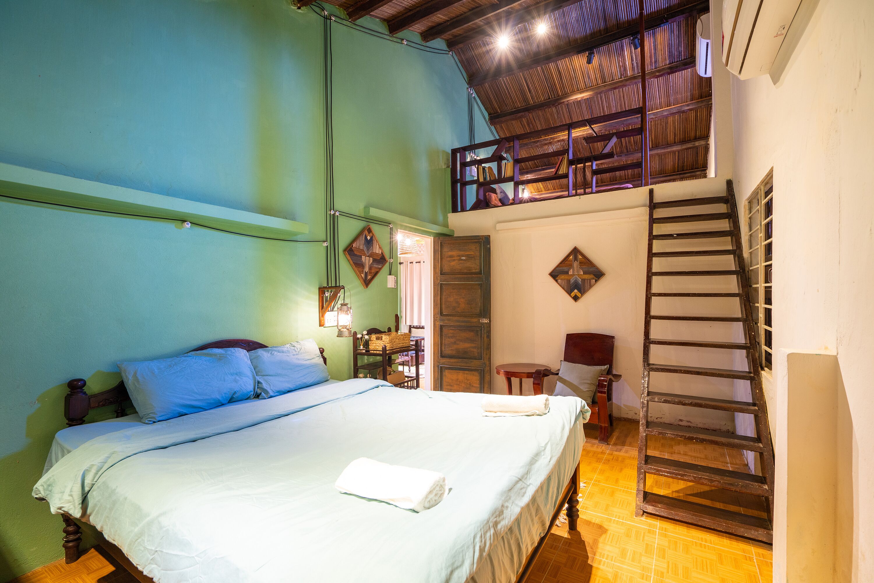 3 室のベッドルーム、セーフティボックス (室内)、アイロン / アイロン台、WiFi