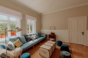 Deluxe Villa (incl. 400 EUR cleaning fee) | 10 bedrooms, travel cot, free WiFi, bed sheets - Landhaus Kurzenmoor (Seester)