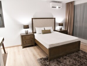Cortinas opacas y sistema de insonorización