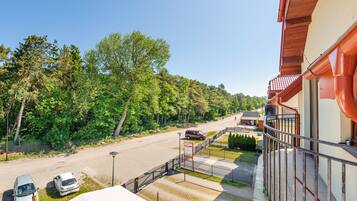 Apartment (10, ul. Wojska Polskiego 79) | 1 bedroom, bed sheets