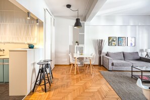 Apartment, 2 Bedrooms | Living area | 43-inch Smart TV with satellite channels, TV, Netflix - UPSTREET Modern Downtown Flat -Acropolis (Athens)