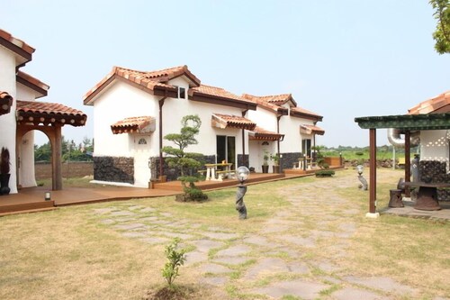 Jeju Bijarim Midam Pension