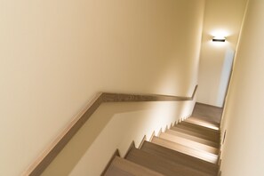 Staircase - Hakata Machiya Hotel - Kamigofuku - (Fukuoka)