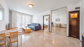Apartment (78) | Living area | 30-inch flat-screen TV with cable channels, TV