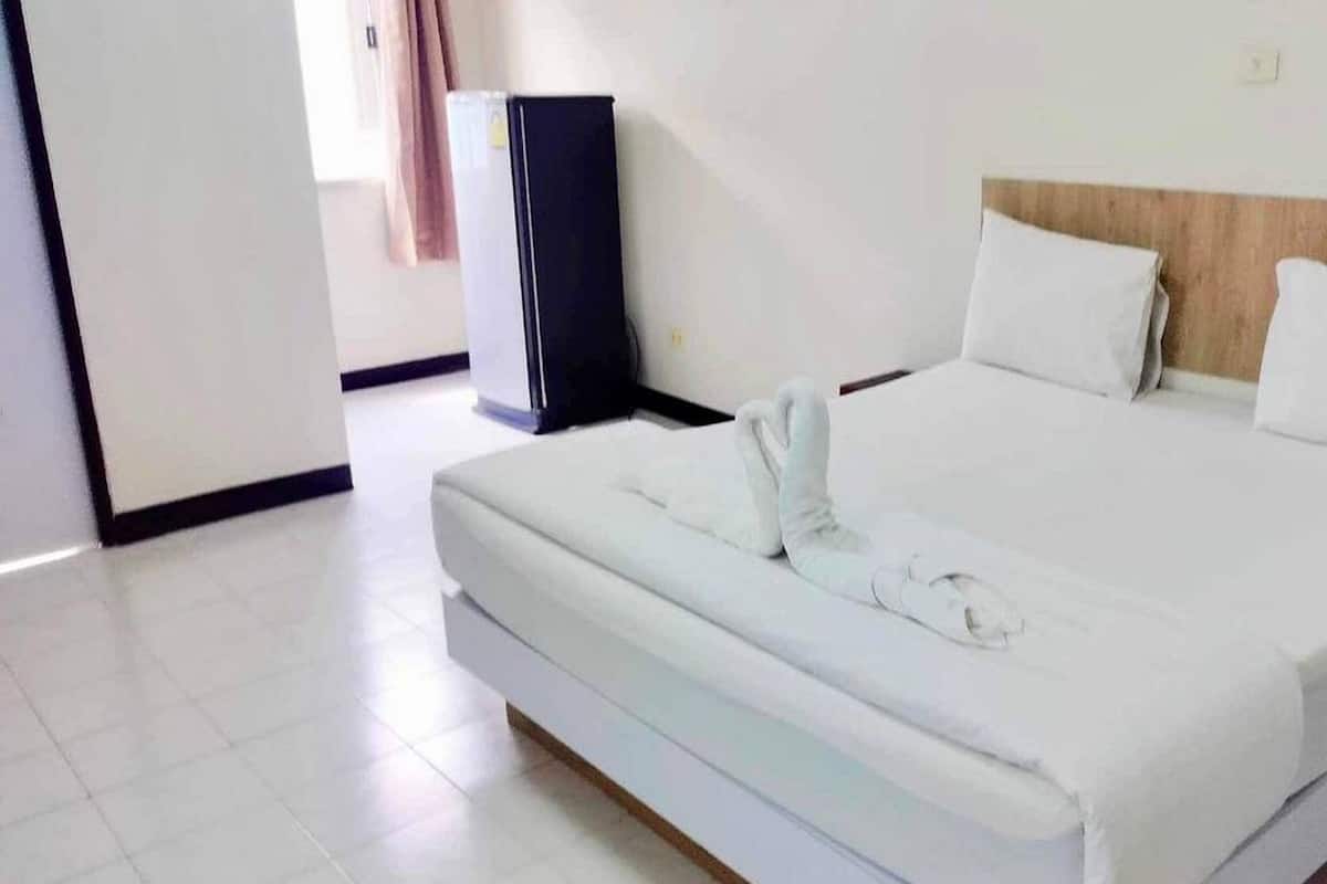 Deluxe Double Room | Free WiFi