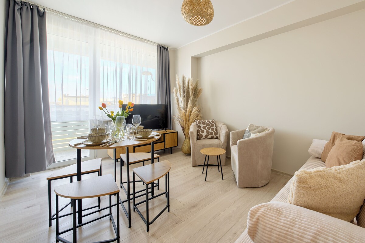 Appartement (808) | Woonruimte | Flatscreentelevisie