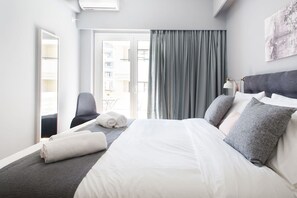 Apartamento, 1 habitación | 1 dormitorio, escritorio, espacio para trabajar con un portátil