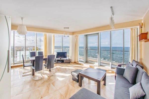 Apartamento (UG 1010) | 1 quarto, Wi-Fi de cortesia, roupa de cama