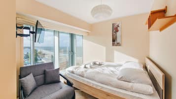 Deluxe Apartment, Sea View (UG 1010 A)