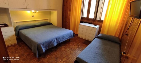 Wifi gratis y ropa de cama