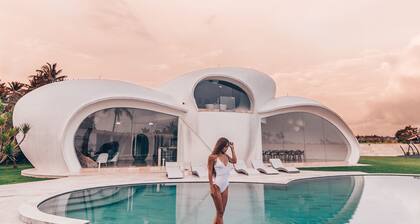 Beachfront Villa The Cloud