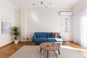 Apartment | Living room