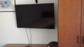 Roupas de cama antialérgicas, ferros/tábuas de passar roupa