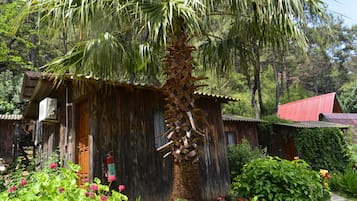 Hochwertige Bettwaren, Bettwäsche, Rollstuhlgeeignet